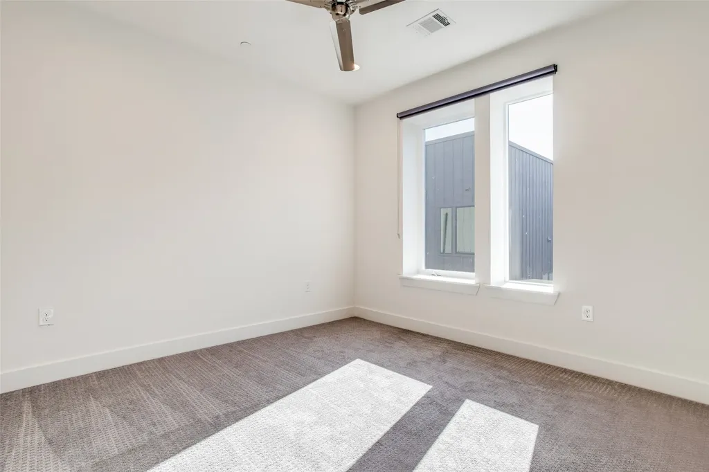 2128 Ashby Street Dallas TX 75204