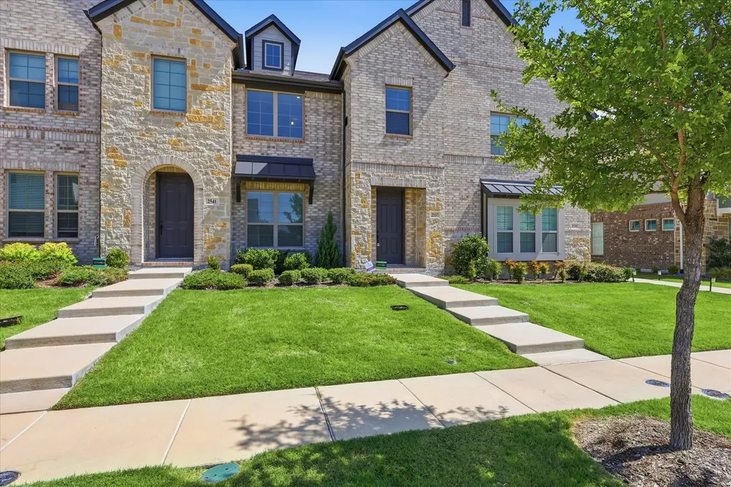 2537 Buttonbush Lane Garland TX 75042