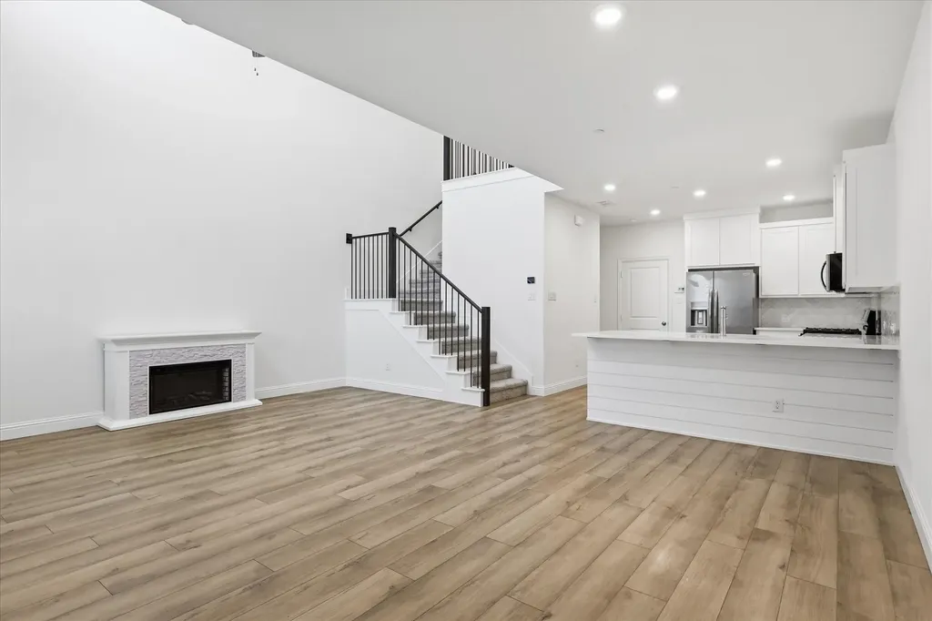 2537 Buttonbush Lane Garland TX 75042