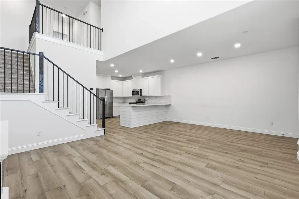 2537 Buttonbush Lane Garland TX 75042