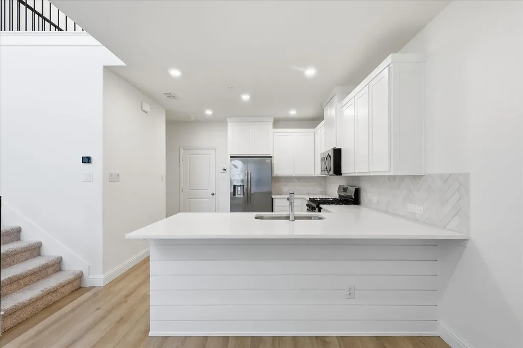 2537 Buttonbush Lane Garland TX 75042