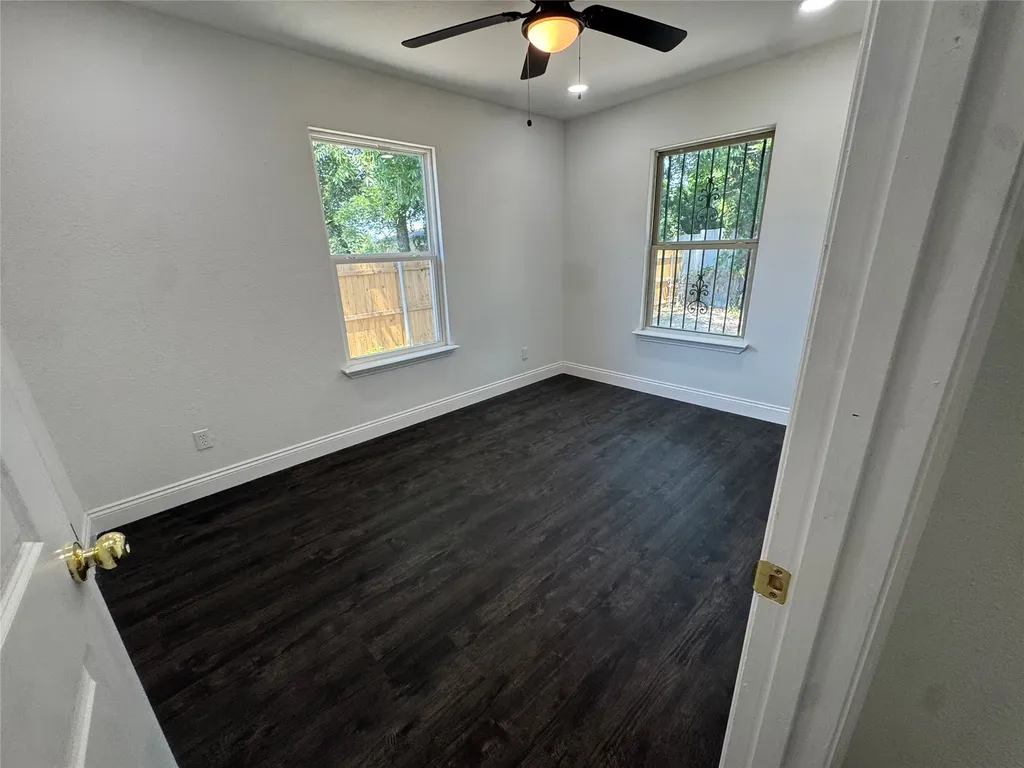 3705 Marshall Drive Dallas TX 75210
