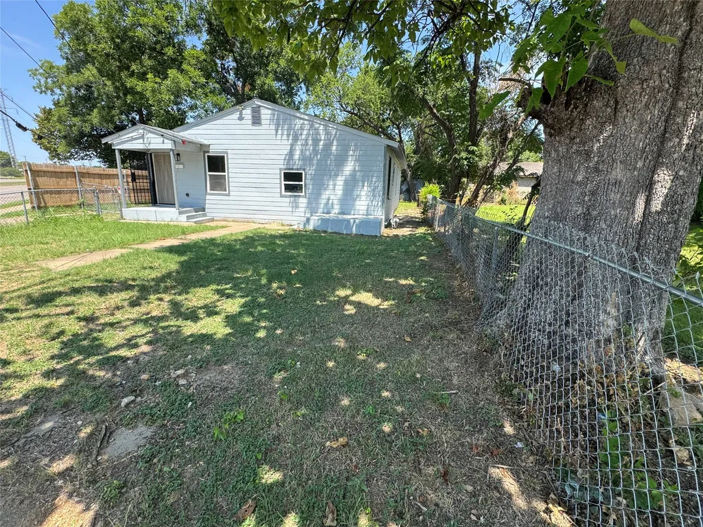 3705 Marshall Drive Dallas TX 75210