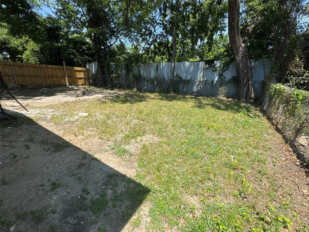 3705 Marshall Drive Dallas TX 75210