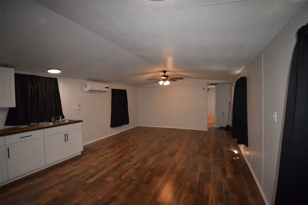 6000 Spring Creek Malakoff TX 75148