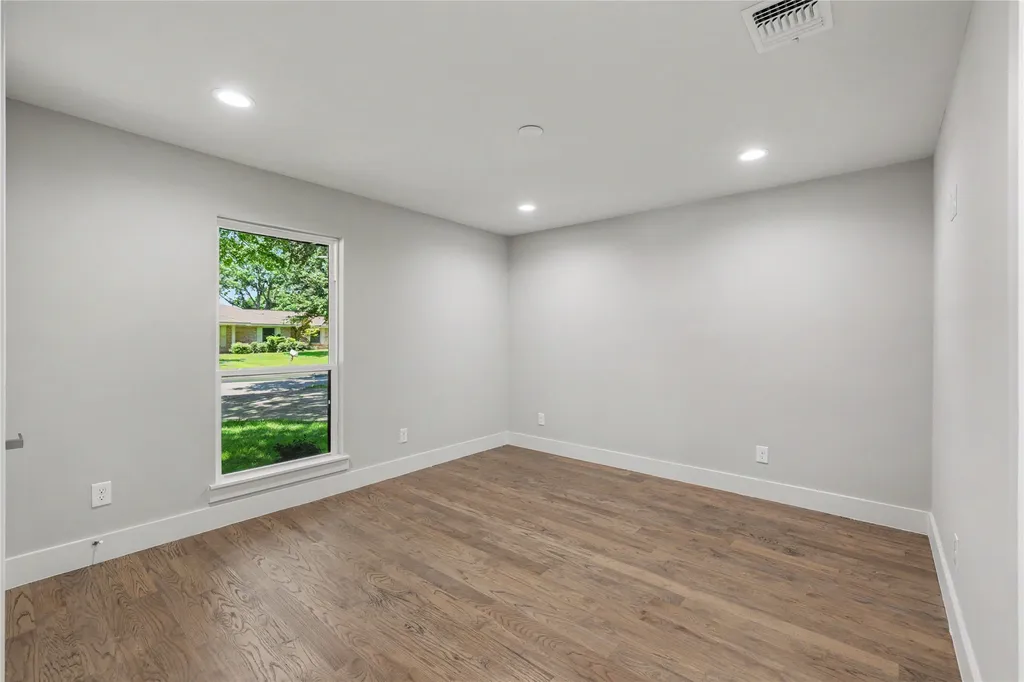 14018 Tanglewood Drive Farmers Branch TX 75234