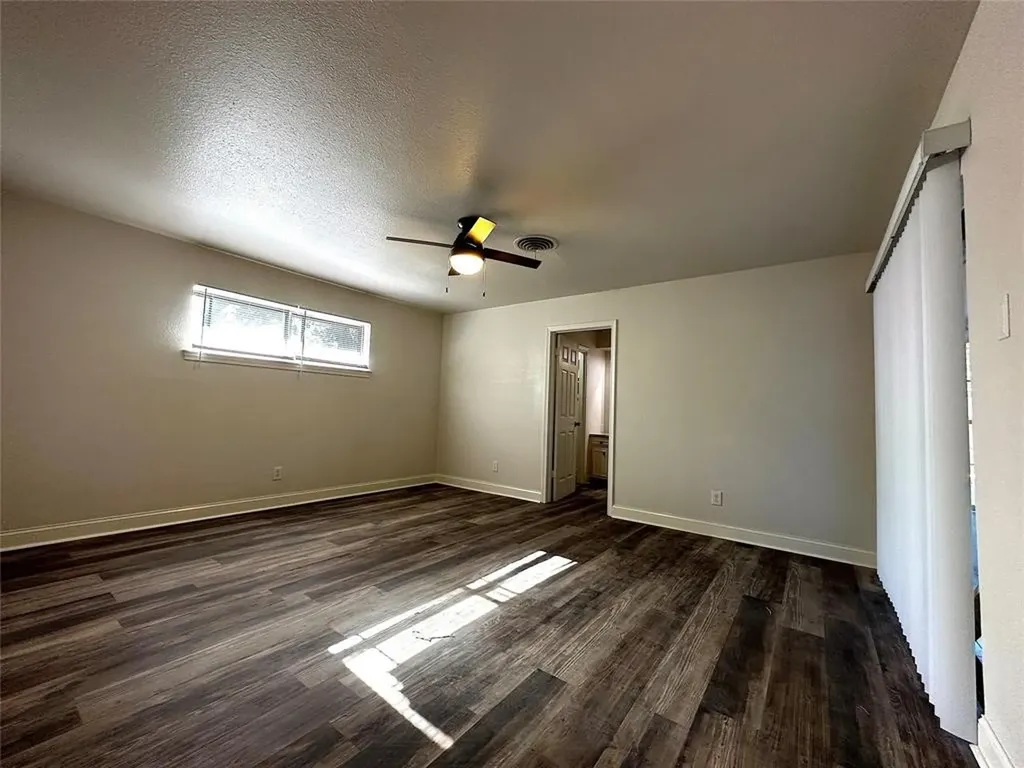 618 Brook Valley Lane Dallas TX 75232