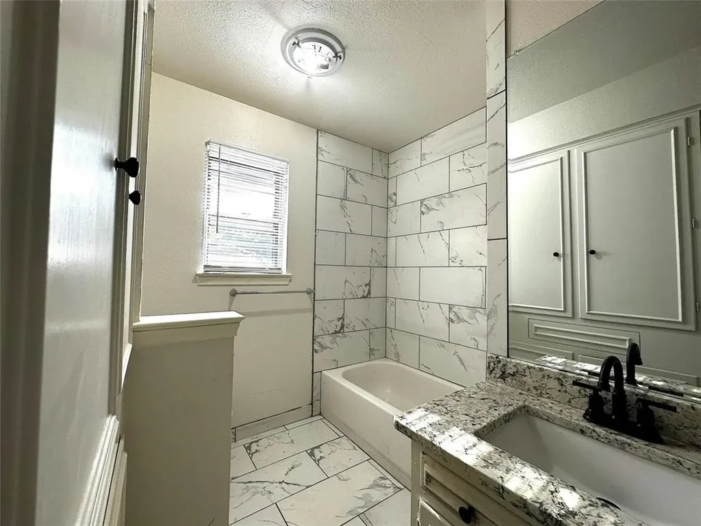 618 Brook Valley Lane Dallas TX 75232