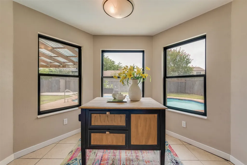 7806 Park Lane Rowlett TX 75089