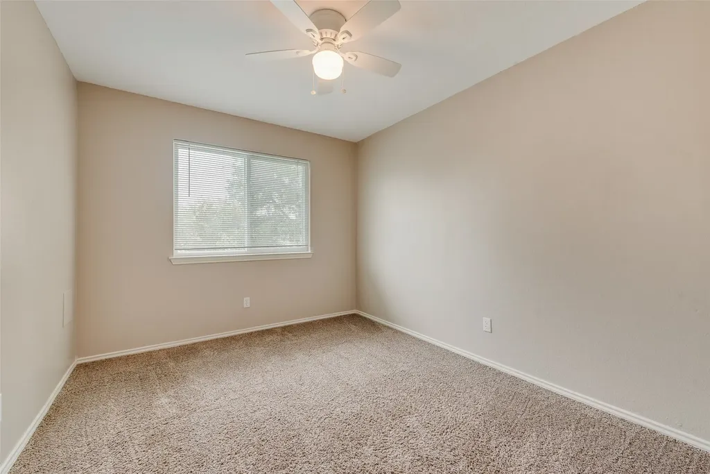 7806 Park Lane Rowlett TX 75089