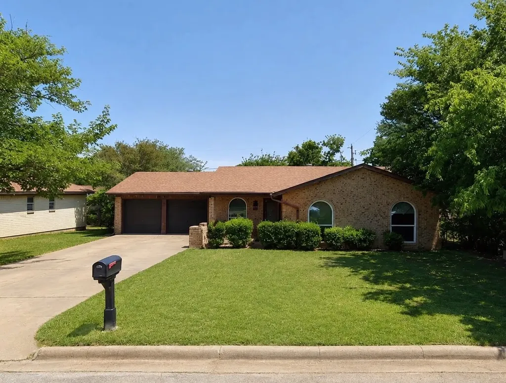 529 Georgetown Drive Everman TX 76140
