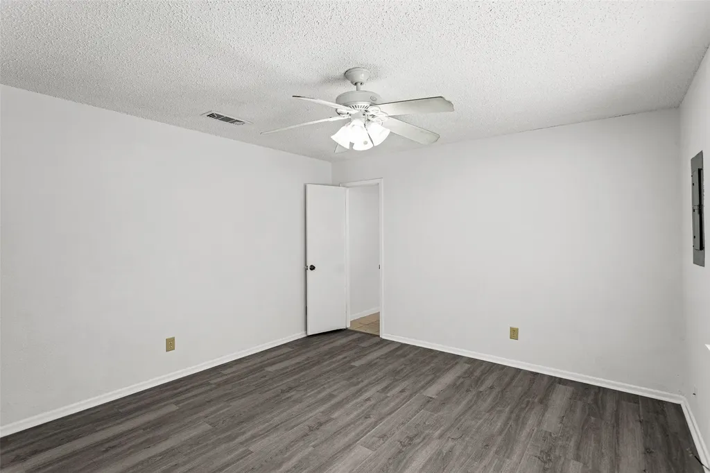 529 Georgetown Drive Everman TX 76140