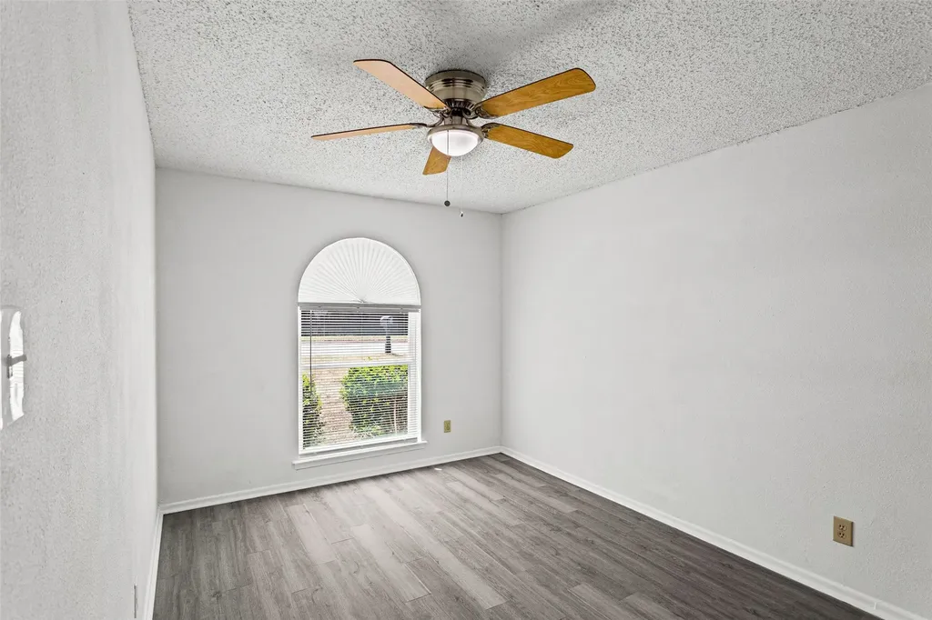 529 Georgetown Drive Everman TX 76140