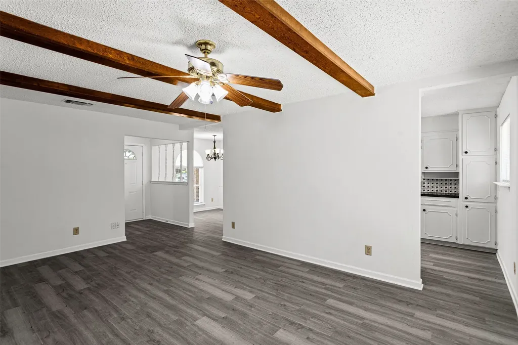 529 Georgetown Drive Everman TX 76140