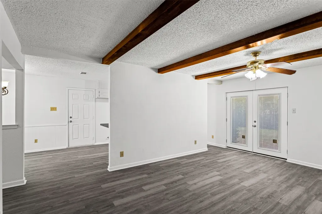 529 Georgetown Drive Everman TX 76140