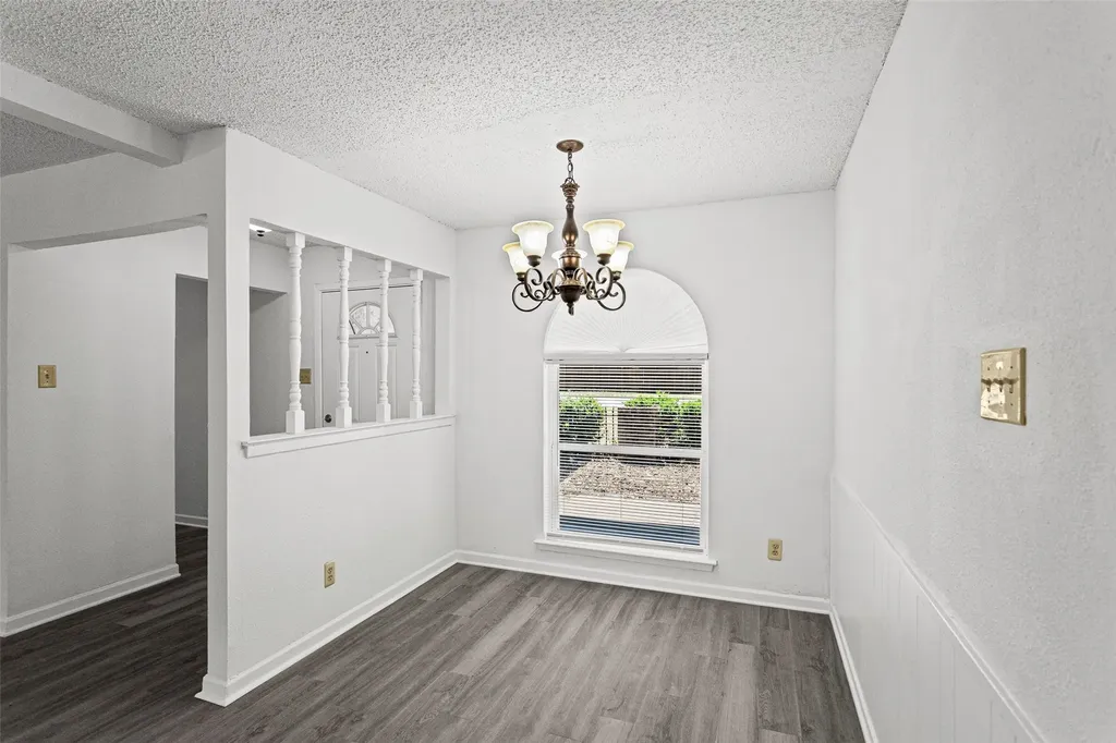 529 Georgetown Drive Everman TX 76140
