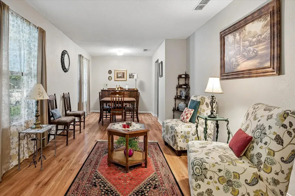 2022 Huntington Drive Grand Prairie TX 75051