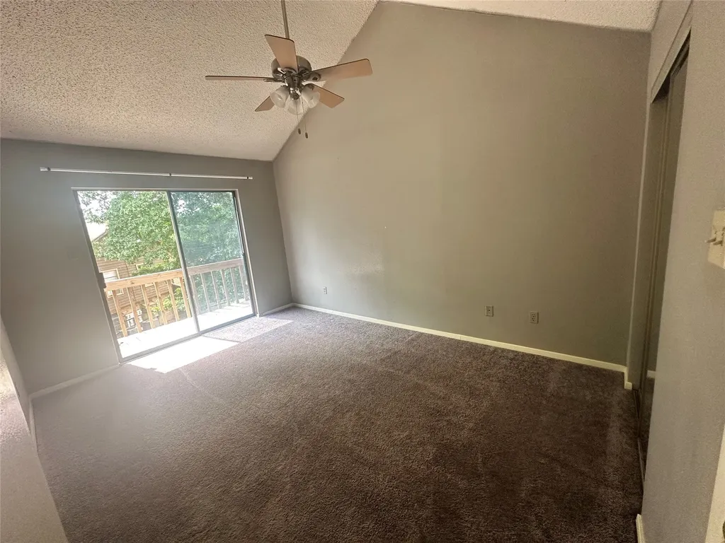 3211 Pearl Street Nacogdoches TX 75965