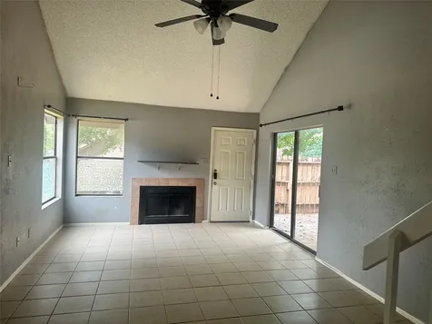 3211 Pearl Street Nacogdoches TX 75965