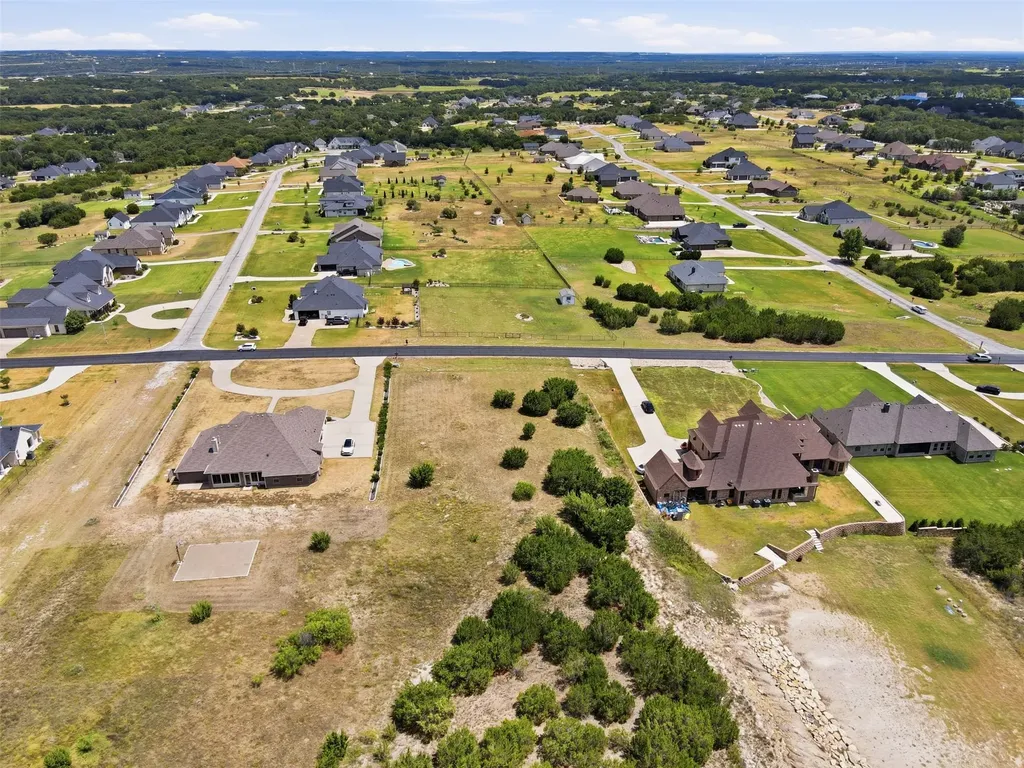 7076 Heathington Boulevard Granbury TX 76049