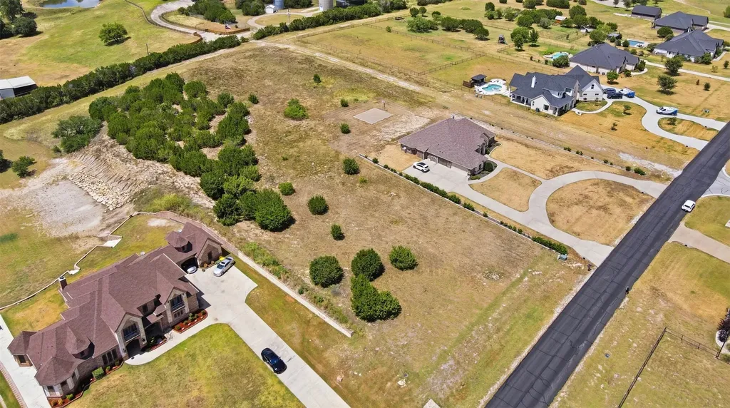 7076 Heathington Boulevard Granbury TX 76049