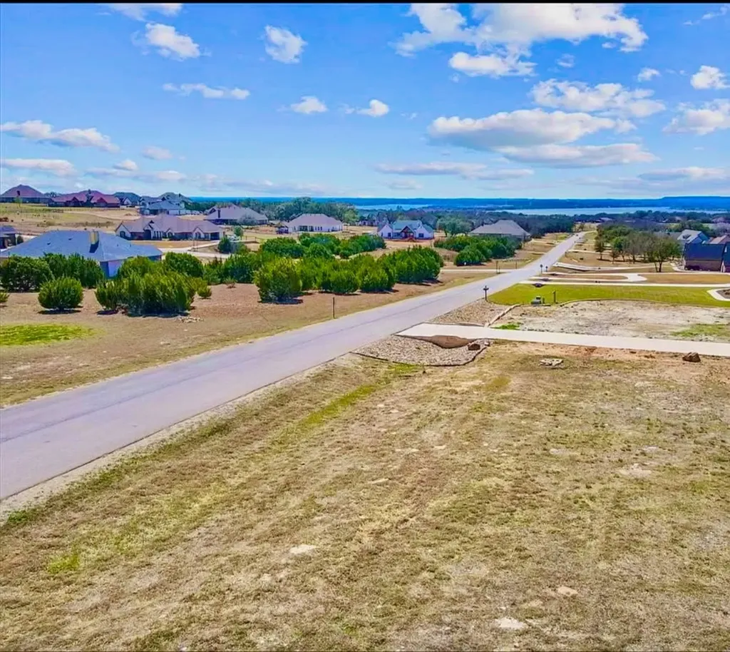 7076 Heathington Boulevard Granbury TX 76049