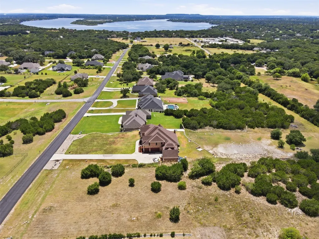 7076 Heathington Boulevard Granbury TX 76049