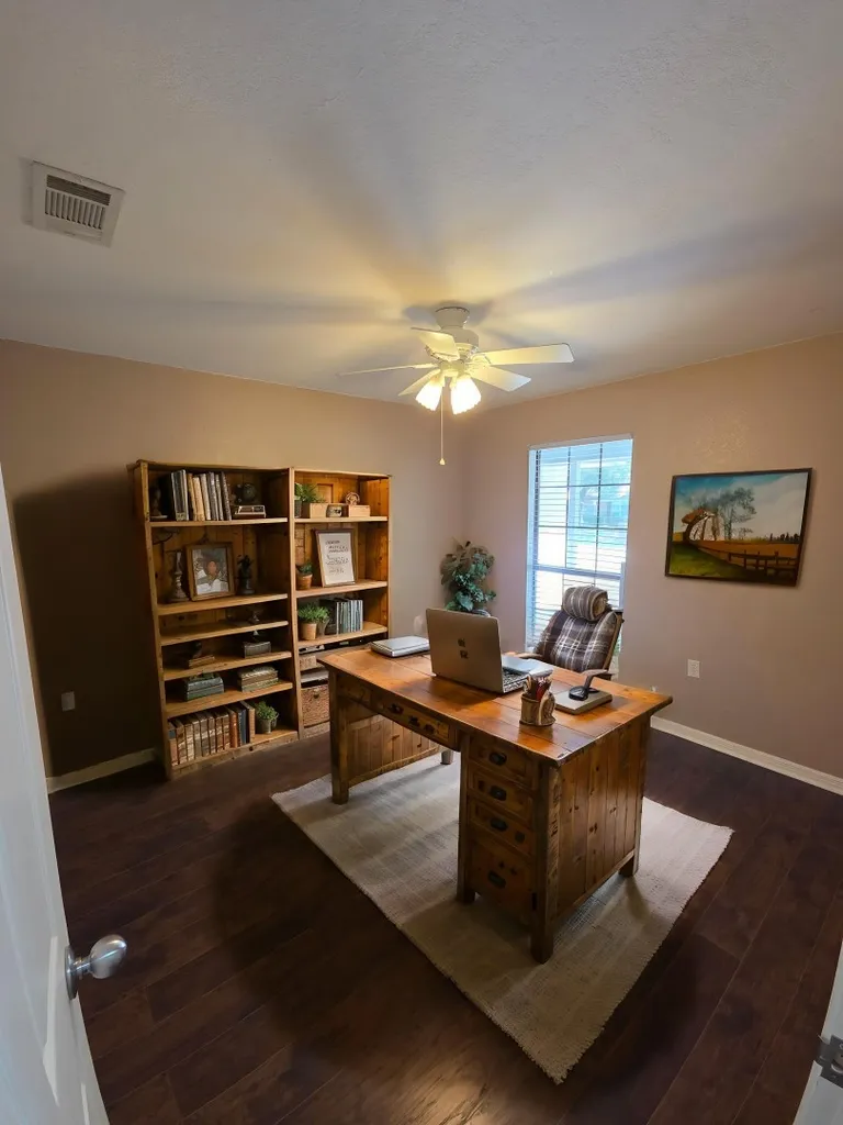 703 Aspen Incline Drive Hewitt TX 76643