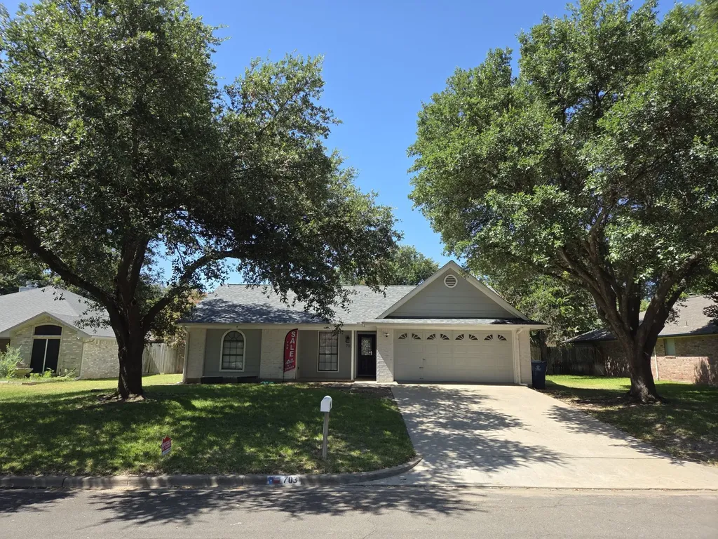 703 Aspen Incline Drive Hewitt TX 76643