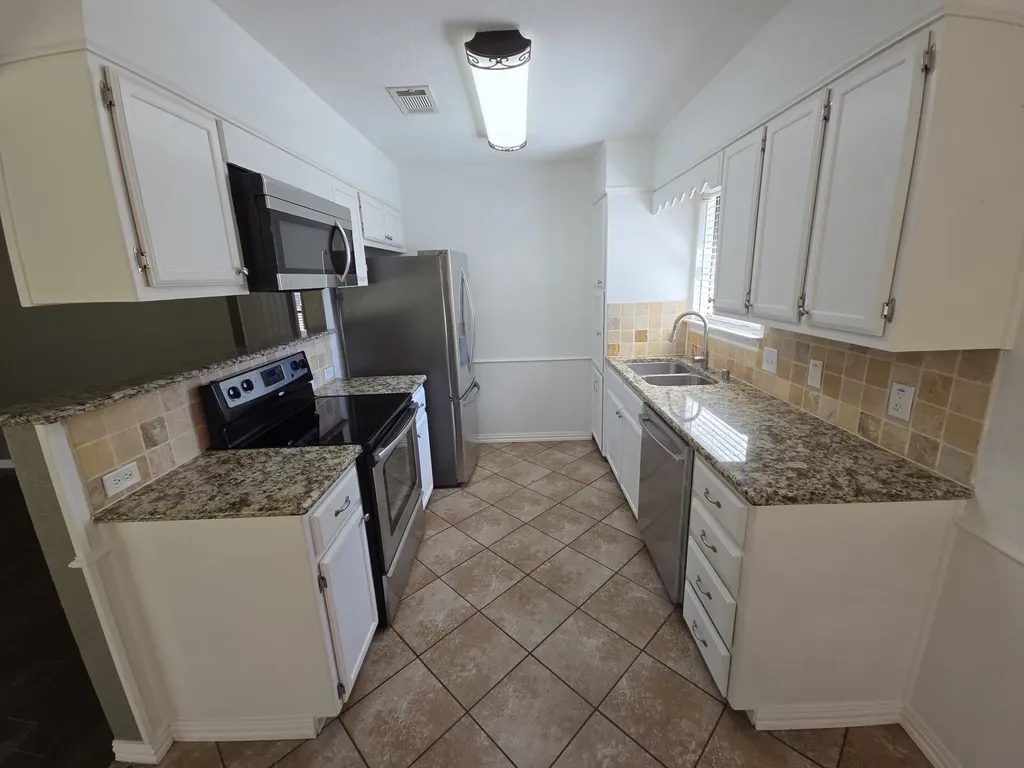 703 Aspen Incline Drive Hewitt TX 76643