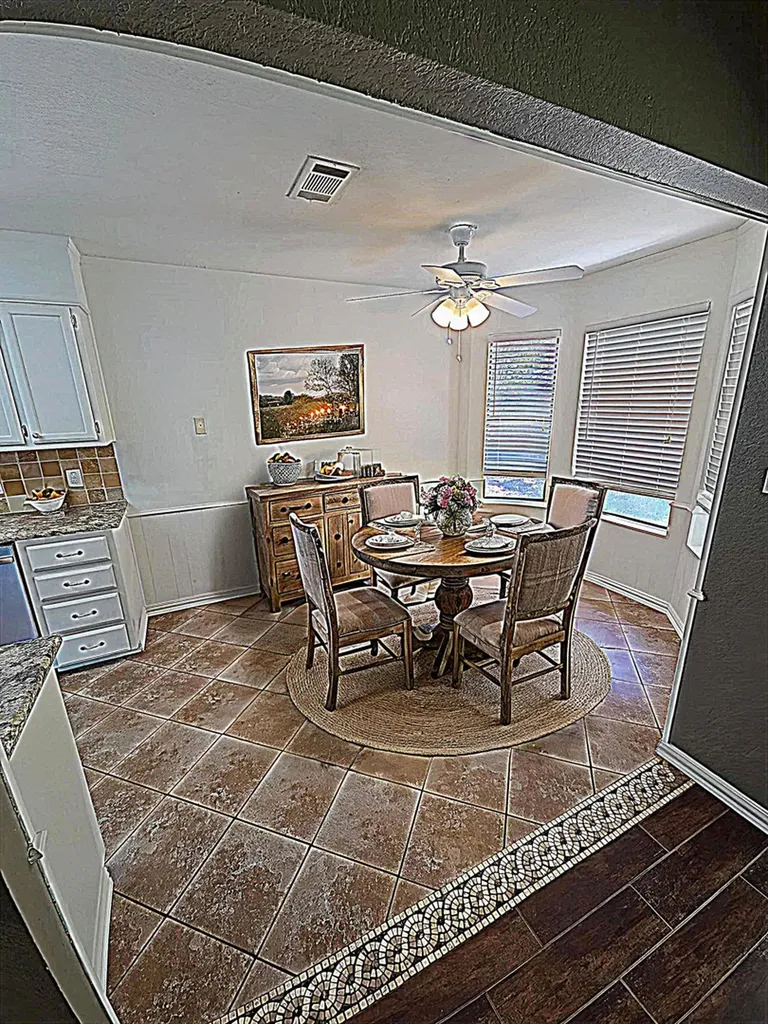 703 Aspen Incline Drive Hewitt TX 76643