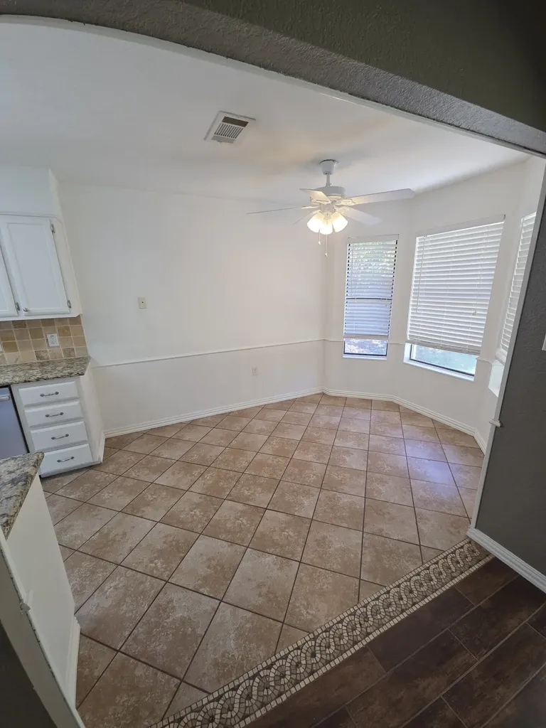 703 Aspen Incline Drive Hewitt TX 76643