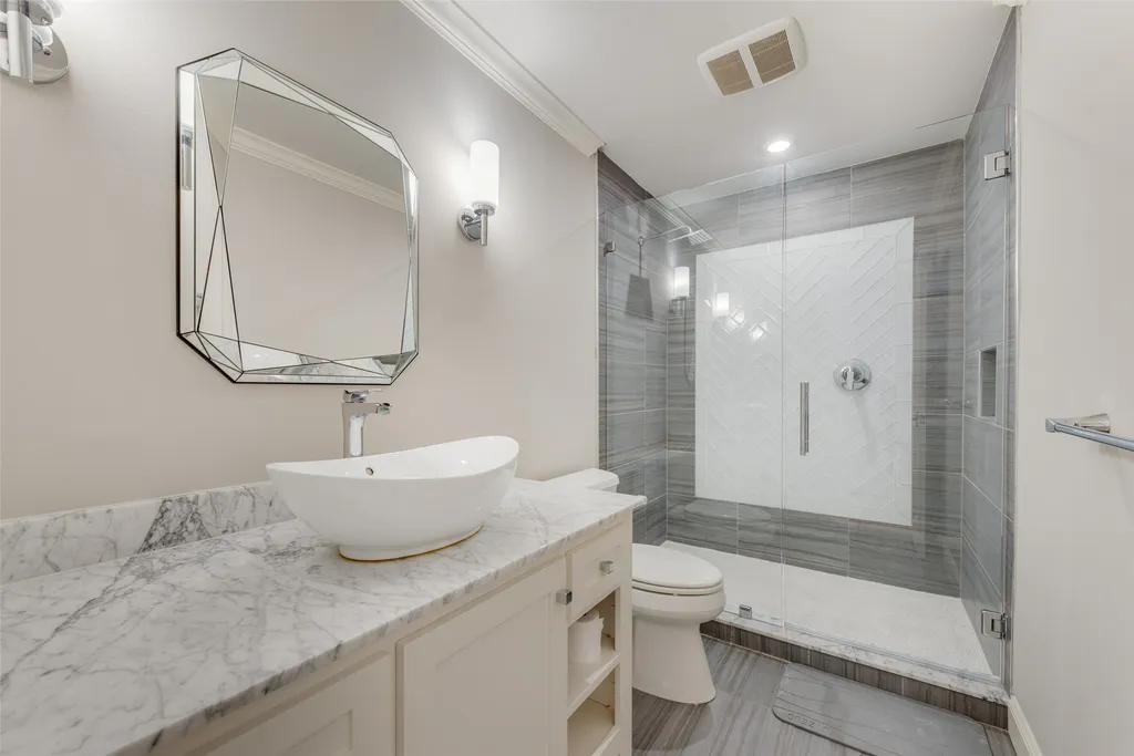 6902 Deloache Avenue Dallas TX 75225