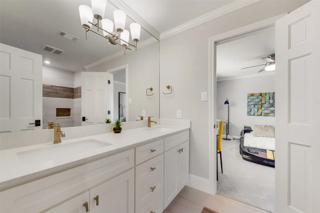 6902 Deloache Avenue Dallas TX 75225