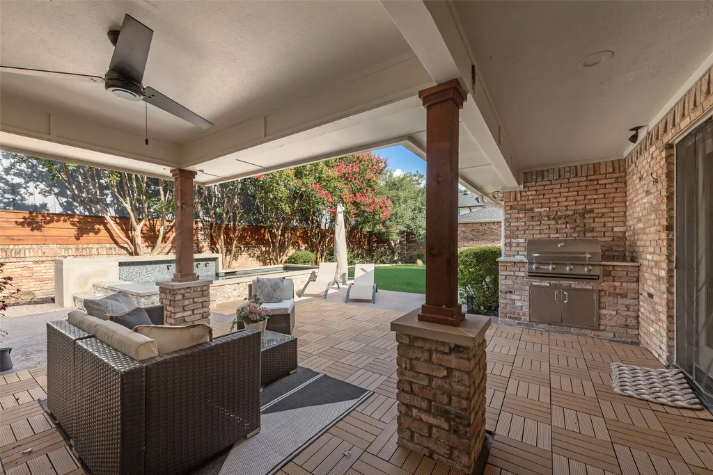 6902 Deloache Avenue Dallas TX 75225