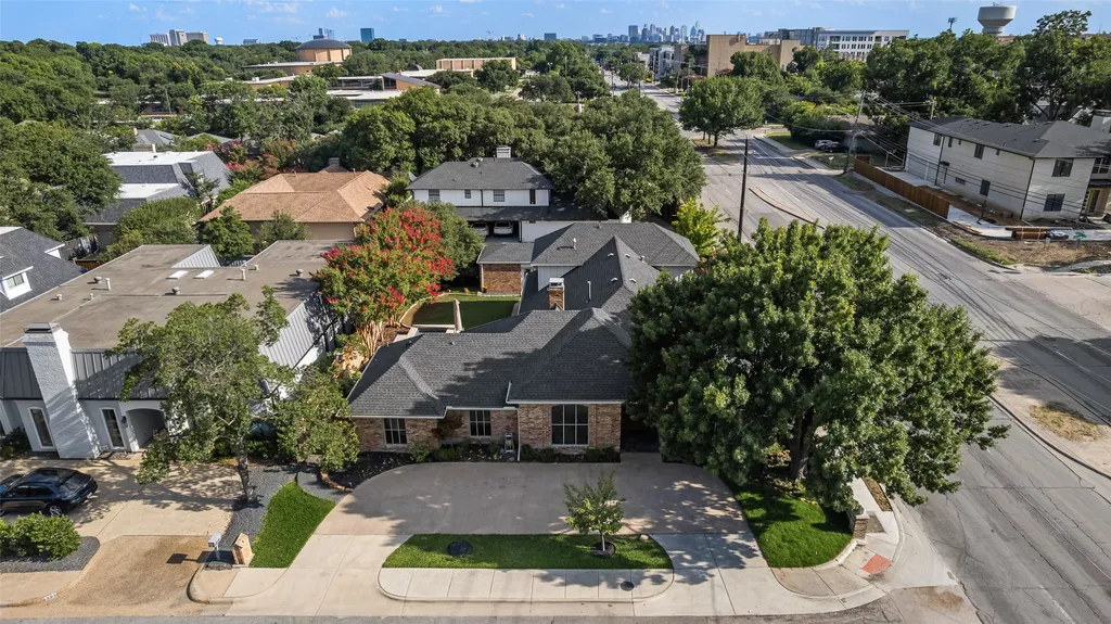 6902 Deloache Avenue Dallas TX 75225
