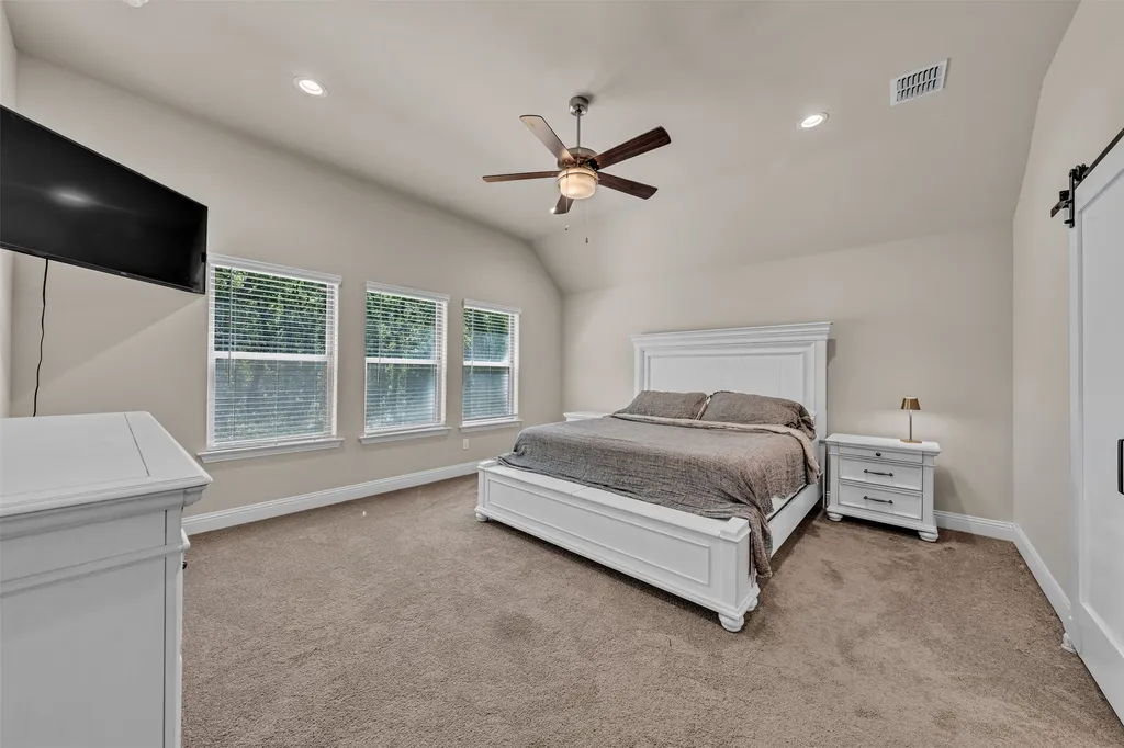 250 Red Top Road Poolville TX 76487