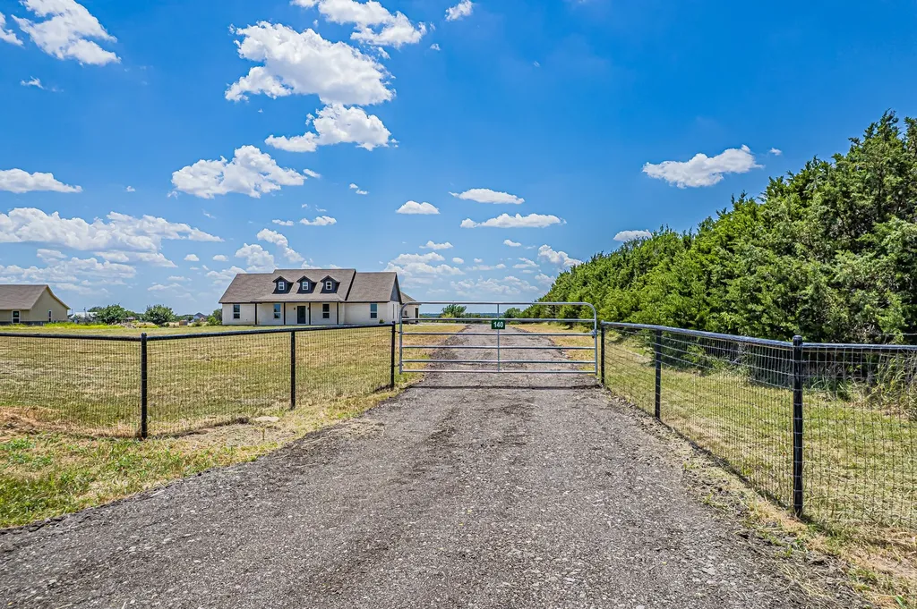 140 Alamo Road Weatherford TX 76088