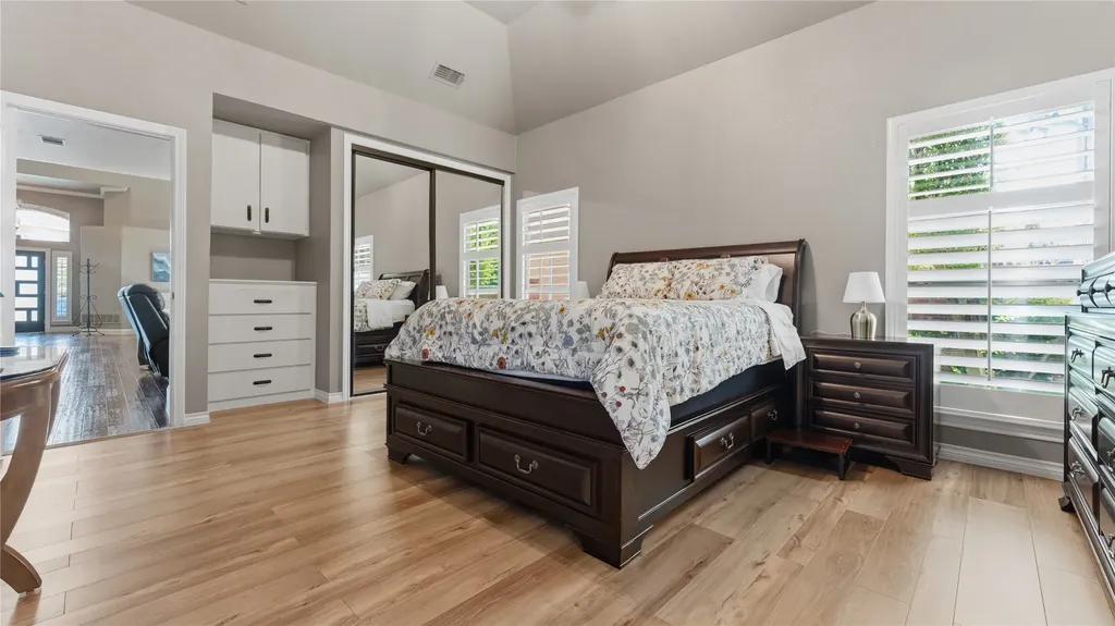 1012 Murl Drive Irving TX 75062