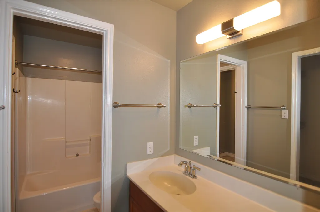 1805 Sharon Drive Corinth TX 76210