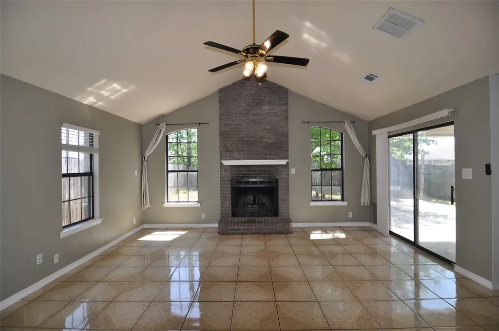 1805 Sharon Drive Corinth TX 76210