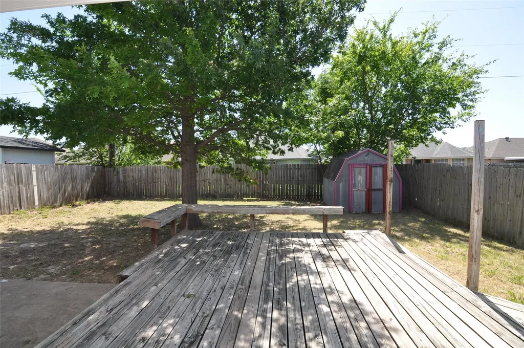 1805 Sharon Drive Corinth TX 76210