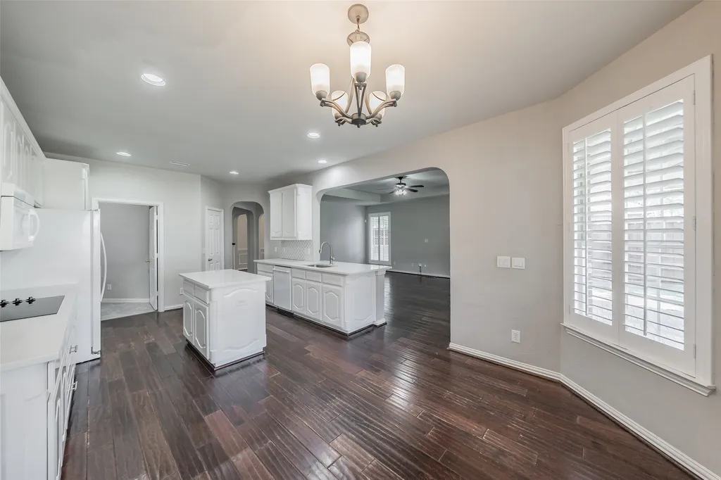 113 Woodland Cove Coppell TX 75019