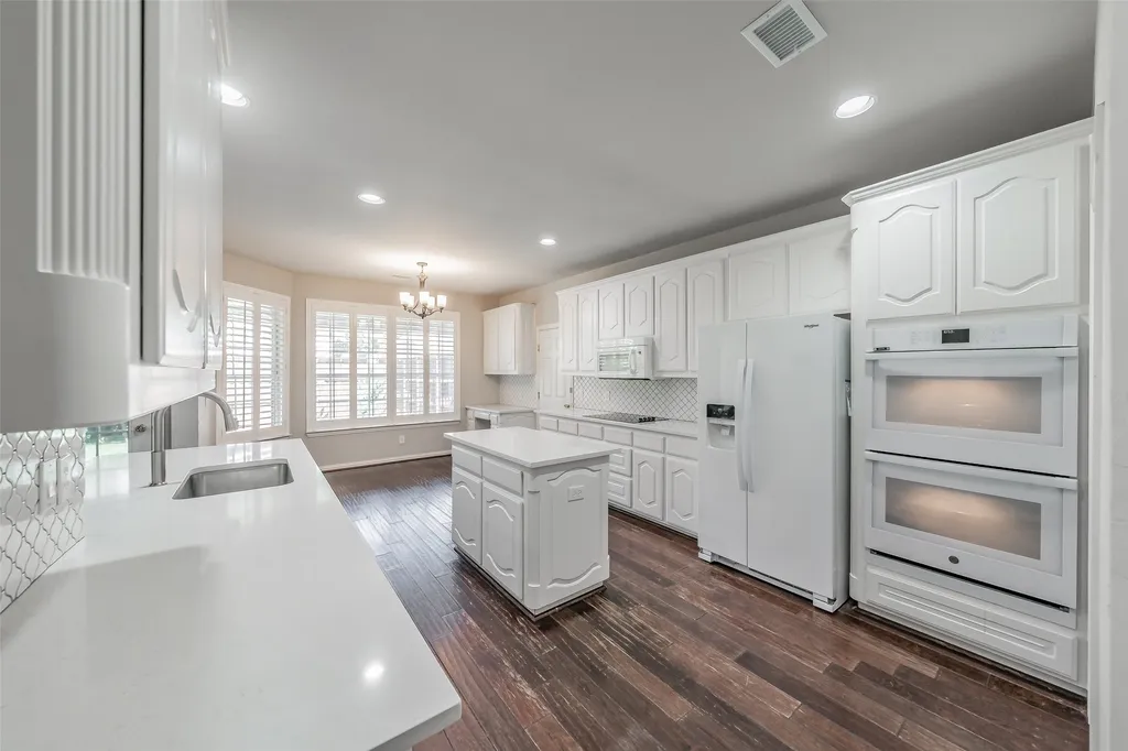 113 Woodland Cove Coppell TX 75019