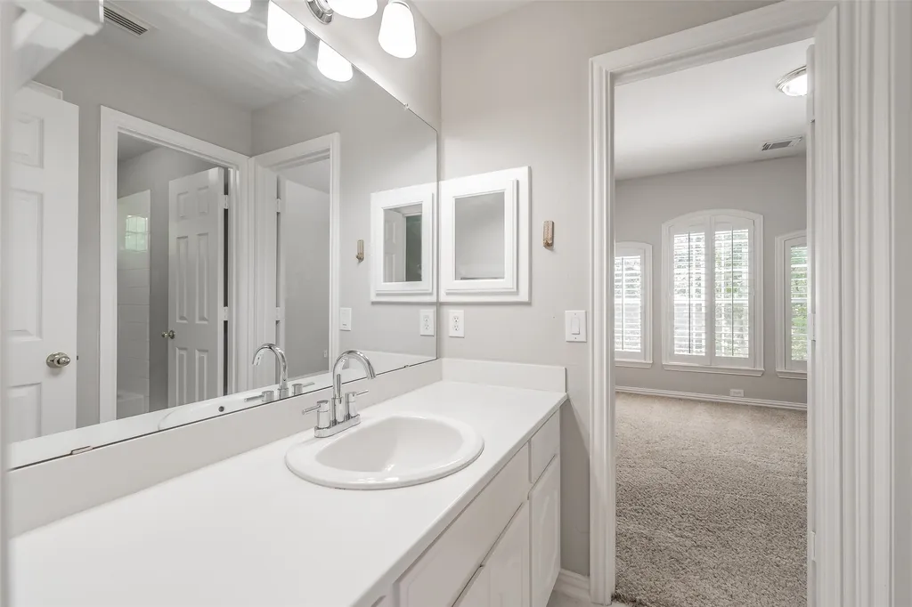 113 Woodland Cove Coppell TX 75019