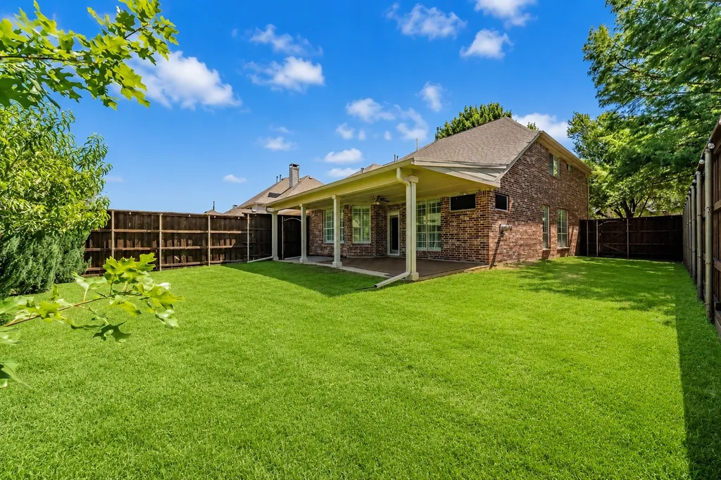 113 Woodland Cove Coppell TX 75019