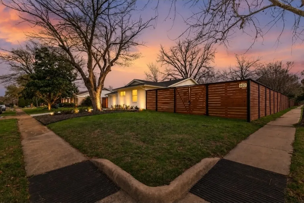 602 Lawson Drive Garland TX 75042