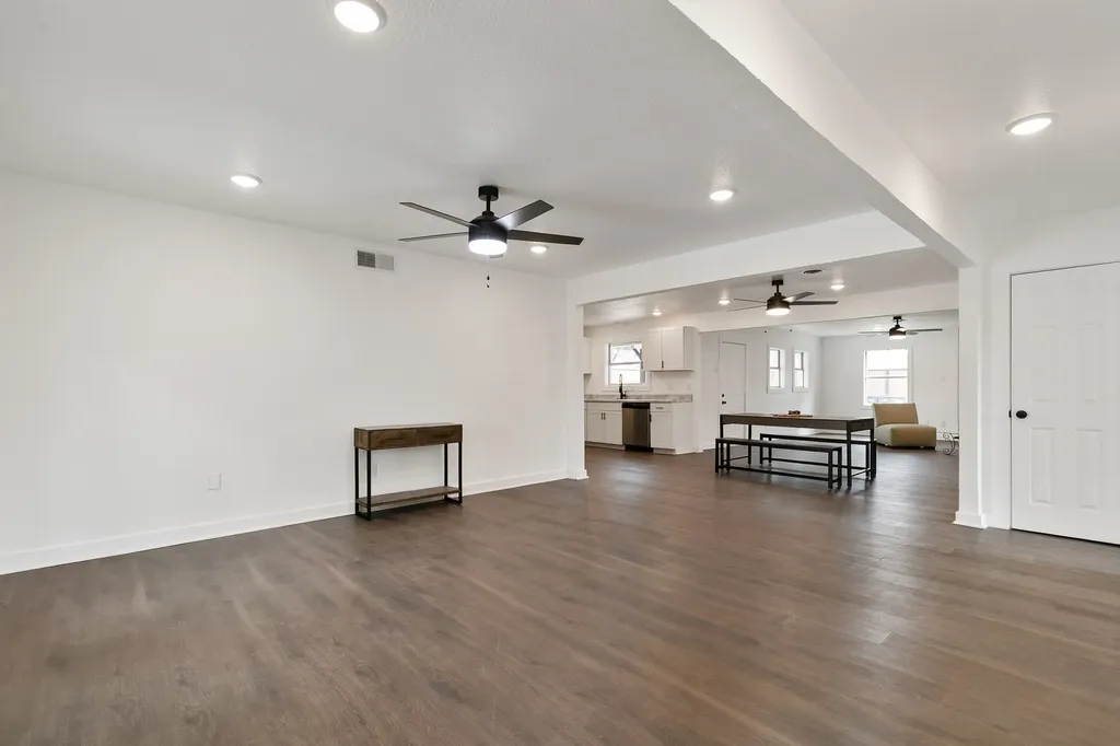 602 Lawson Drive Garland TX 75042