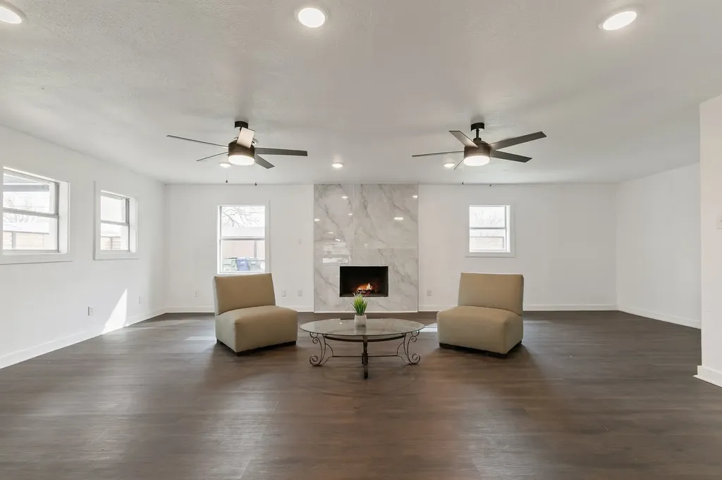 602 Lawson Drive Garland TX 75042
