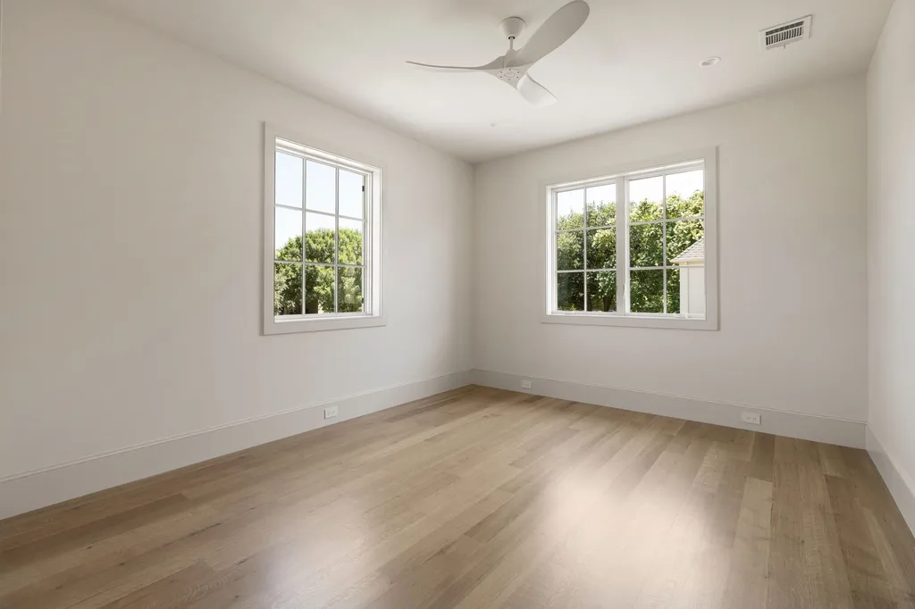 6526 Woodland Drive Dallas TX 75225